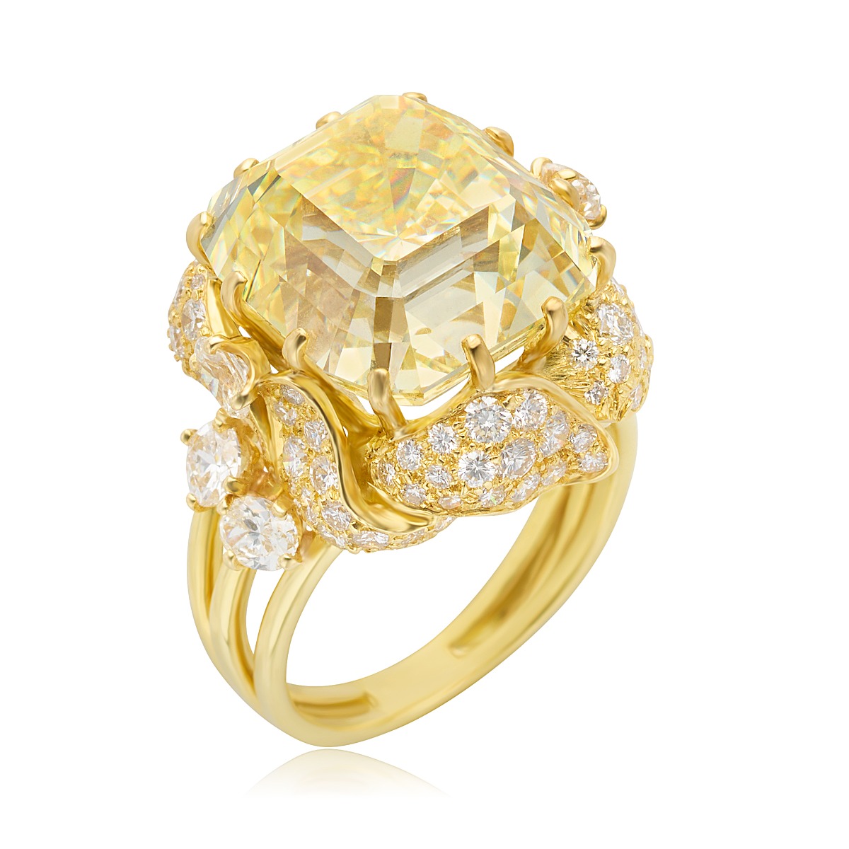 Julius Cohen 1970's 18k Yellow Gold 16.94 CT Fancy Yellow Diamond Ring